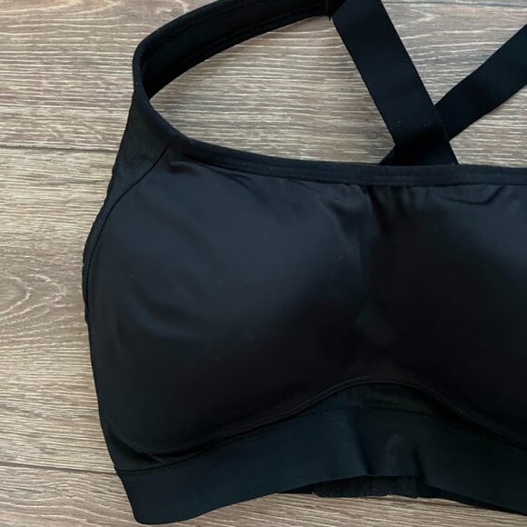 All in Motion Black Wireless Adjustable Wide Strap Sports Bra Size 36DD - Picture 2 of 11